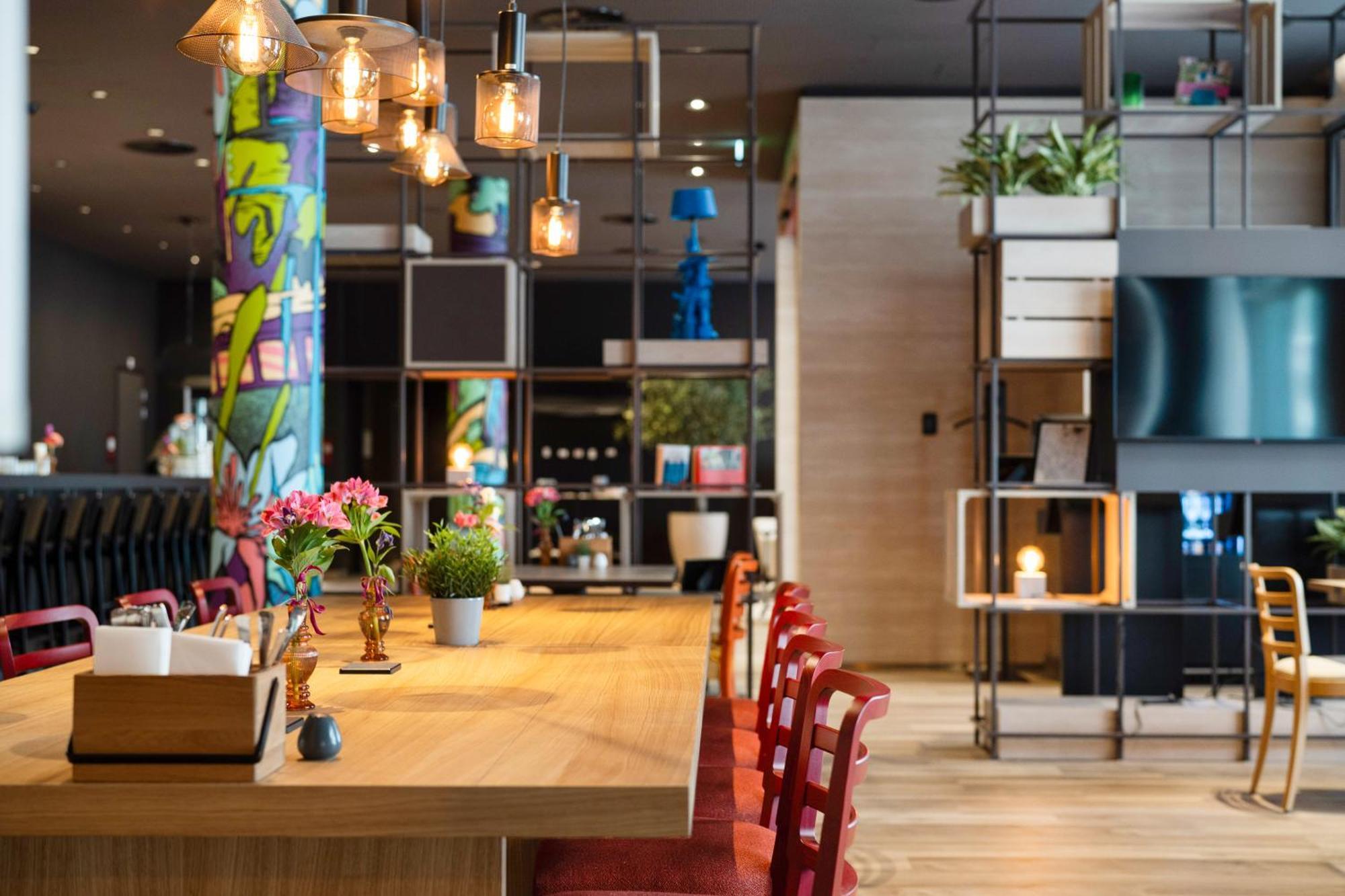 Hotel Intercityhotel 4*